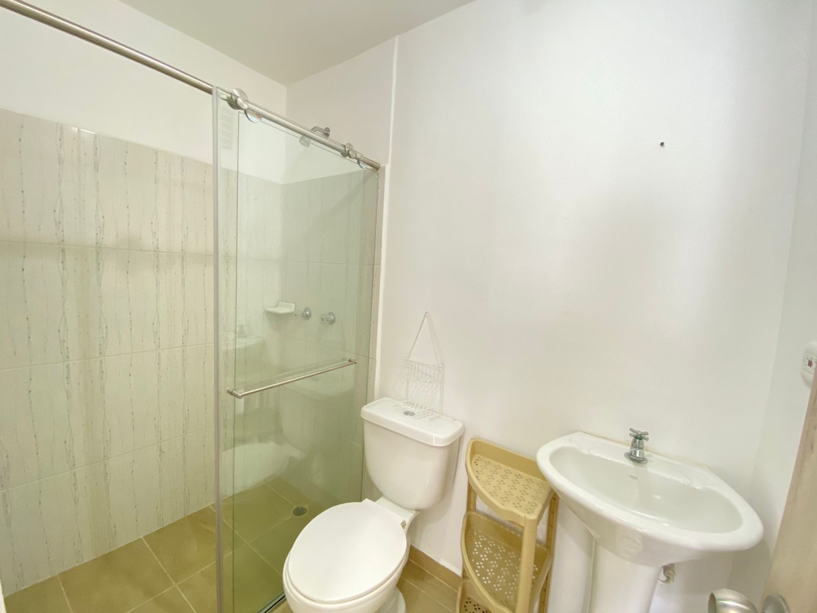 SE ARRIENDA APARTAMENTO EN BOSQUES DE PINARES  15..jpeg