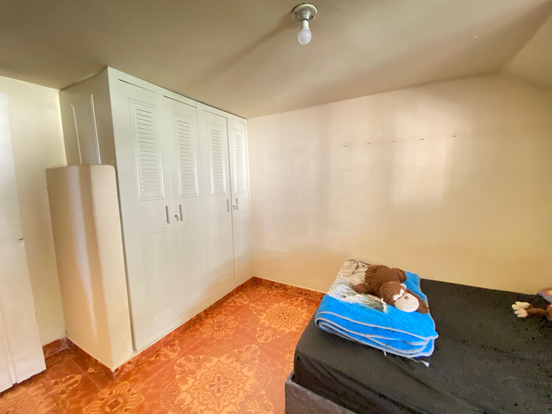 SE VENDE CASA EN CIUDAD DORADA PISO 1  8..jpeg