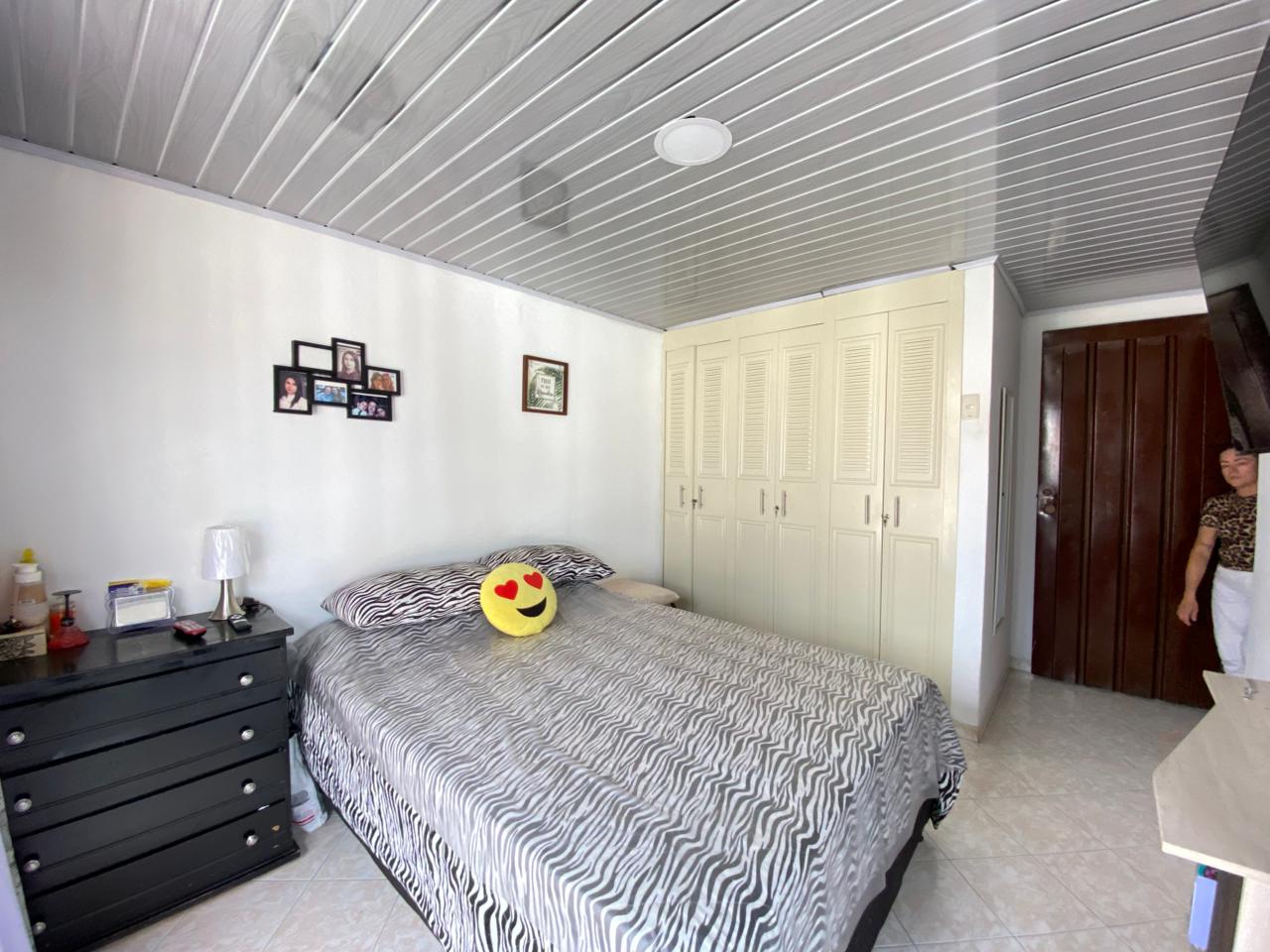 SE VENDE CASA EN CIUDAD DORADA PISO 2  9..jpeg