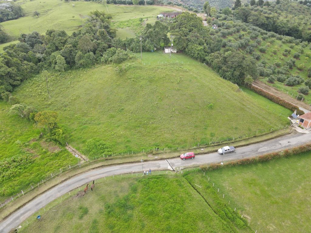 SE VENDE LOTE EN CONDOMINIO  2..jpeg