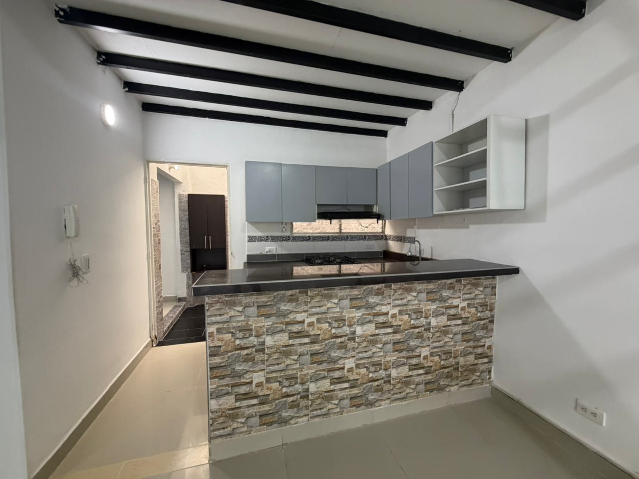 SE VENDE CASA EN LA CENTENARIO - SUR 9..jpeg