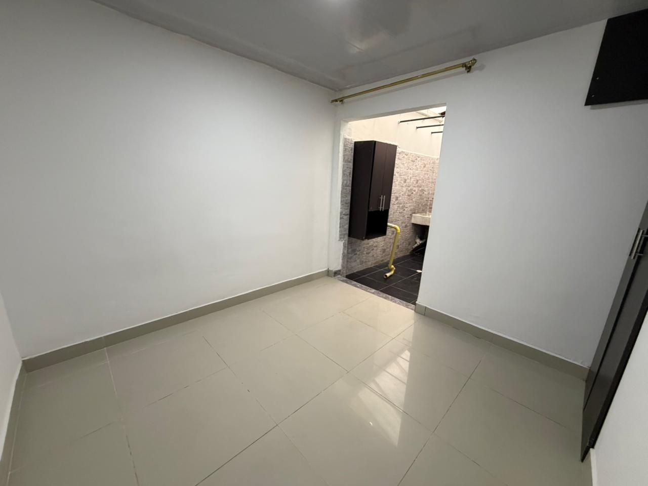 SE VENDE CASA EN LA CENTENARIO - SUR 14..jpeg