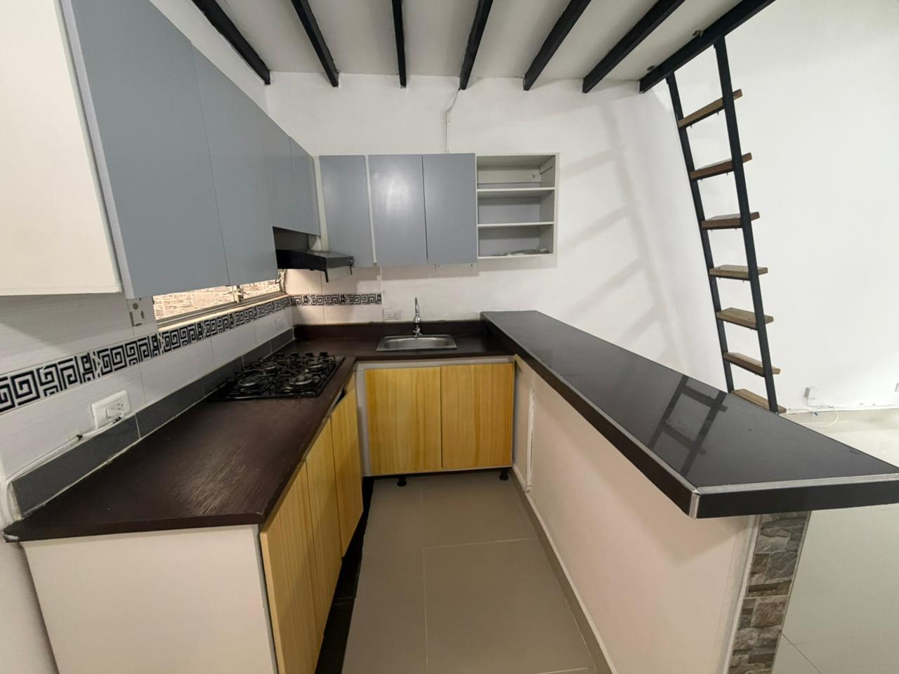 SE VENDE CASA EN LA CENTENARIO - SUR 15..jpeg