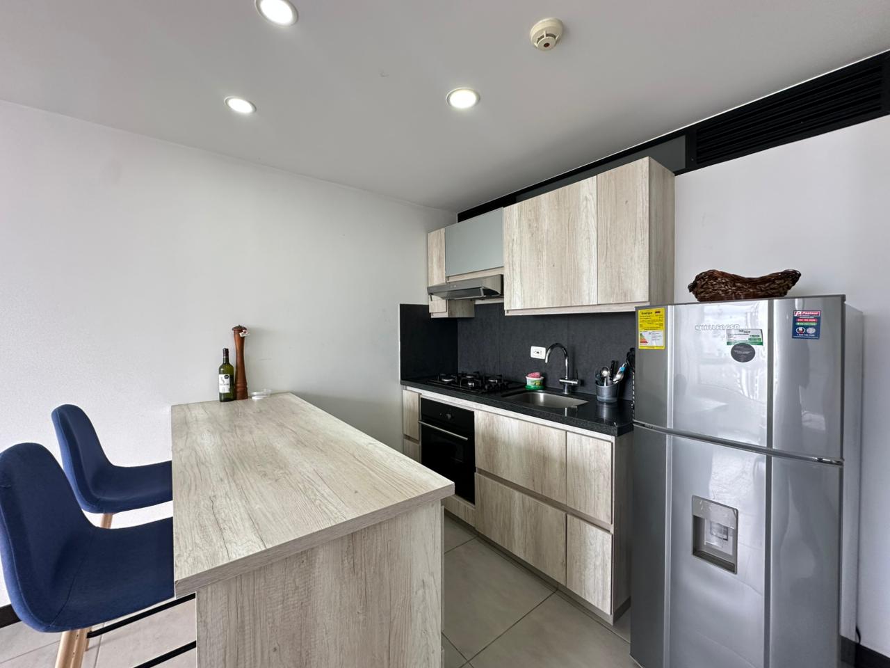 SE VENDE APARTAESTUDIO  8..jpeg