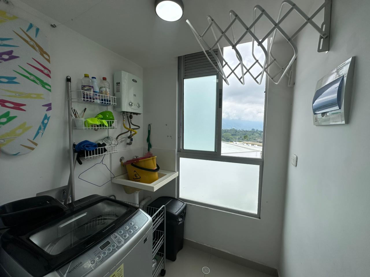 SE VENDE APTO EN 360  4..jpeg