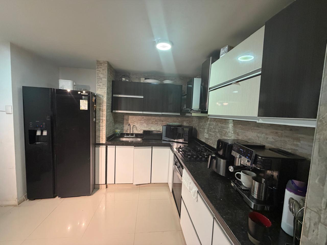 SE VENDE CASA EN LA ALQUERIA 5..jpeg