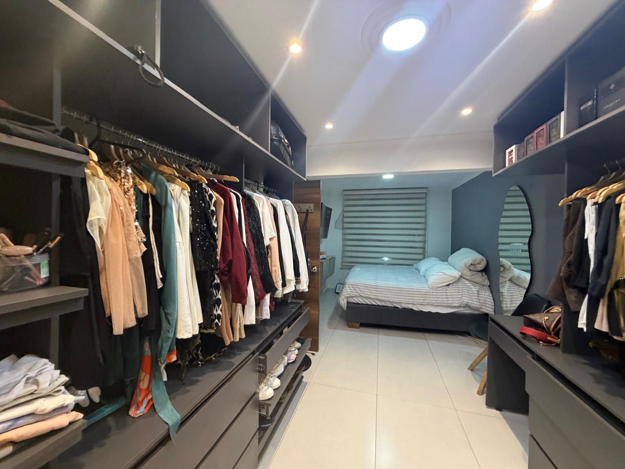 SE VENDE CASA EN LA ALQUERIA 12..jpeg