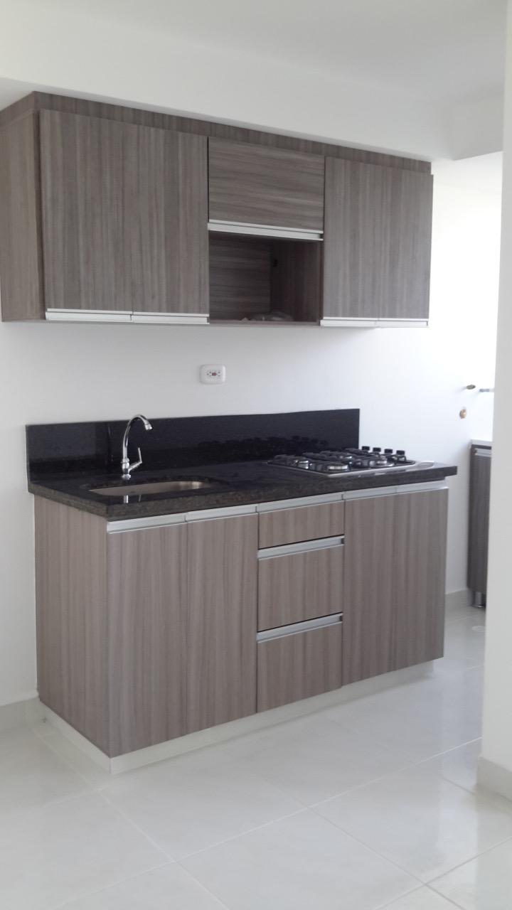 SE VENDE APTO EN EL COLISEO 1..jpeg