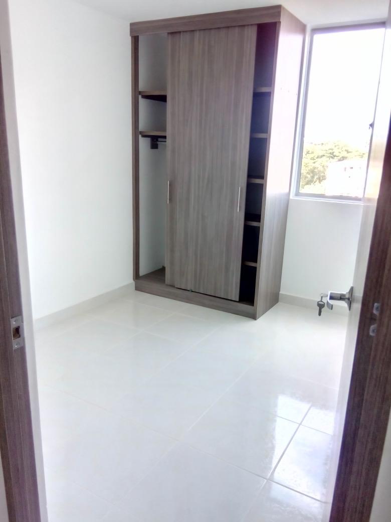 SE VENDE APTO EN EL COLISEO 11..jpeg