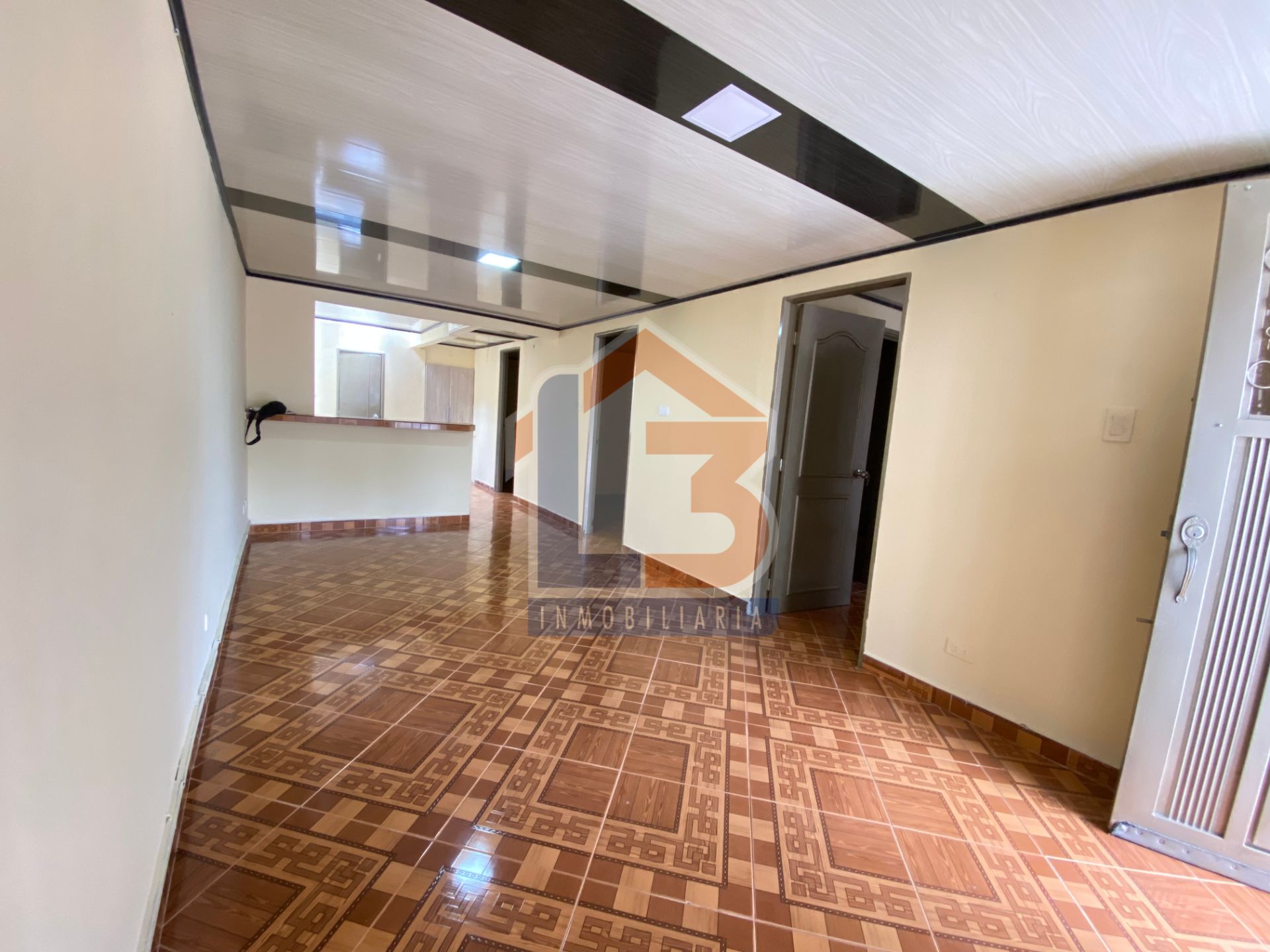 SE VENDE CASA SECTOR LAS AMERICAS 4..jpg