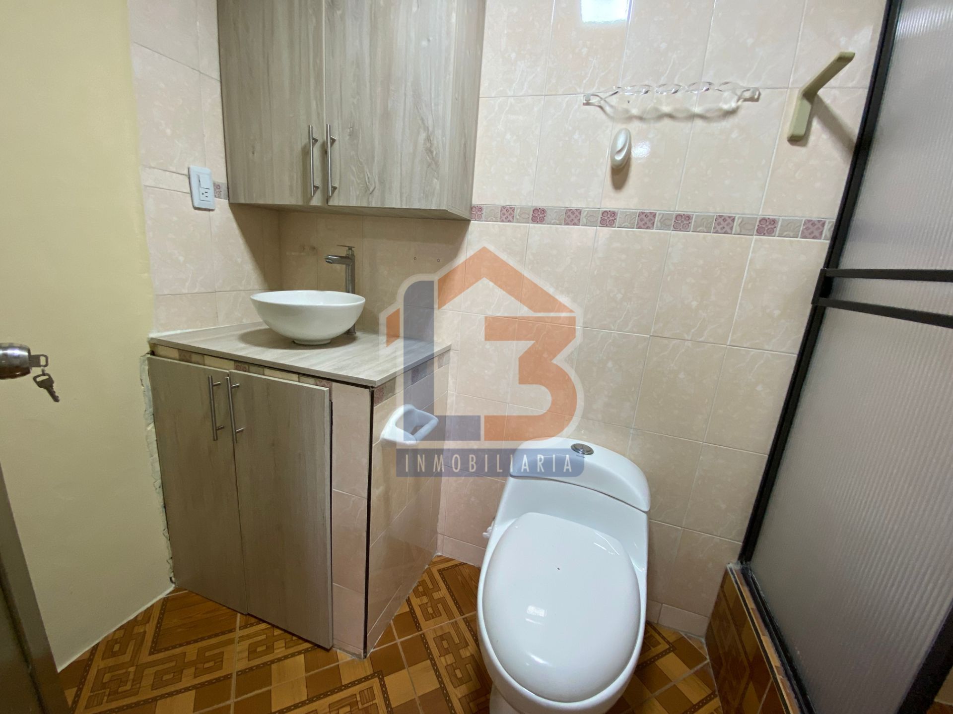 SE VENDE CASA SECTOR LAS AMERICAS 27..jpg