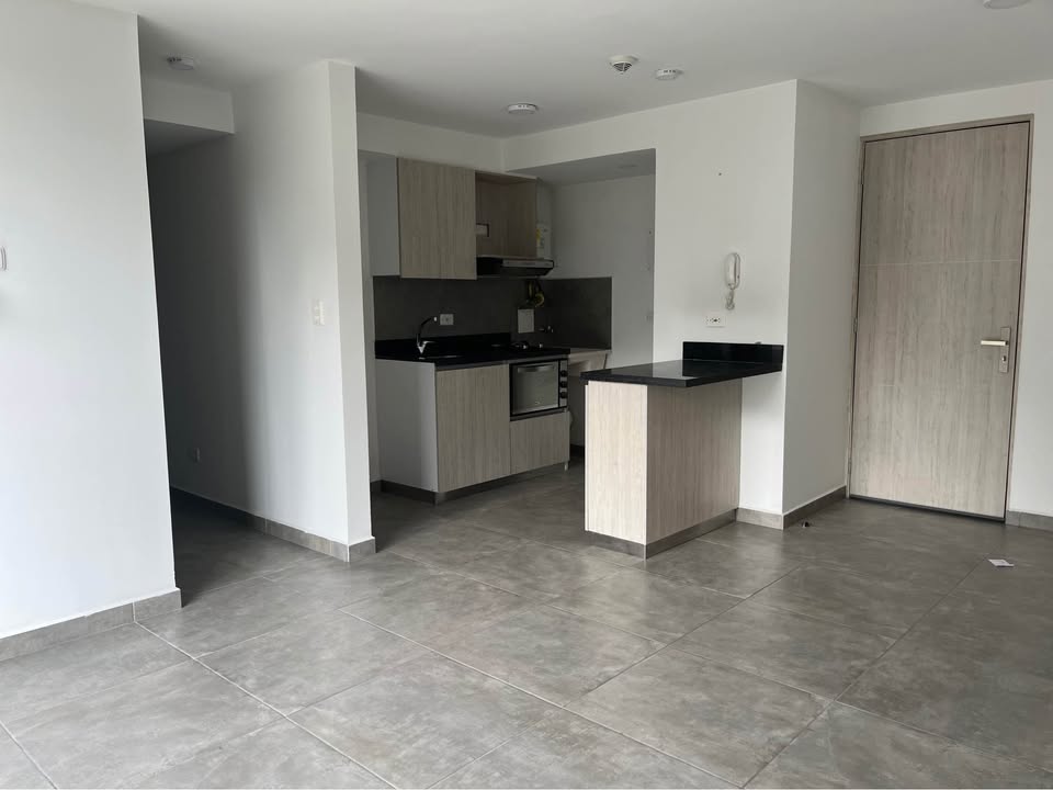 SE VENDE APARTAESTUDIO EN AV. CENTENARIO 1..jpg