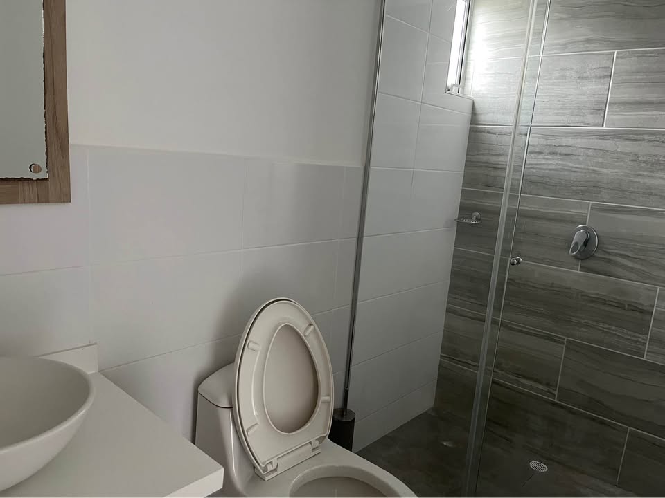 SE VENDE APARTAESTUDIO EN AV. CENTENARIO 6..jpg