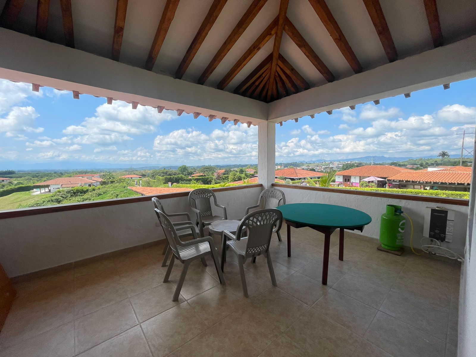 SE VENDE FINCA EN MONTENEGRO 8..jpeg