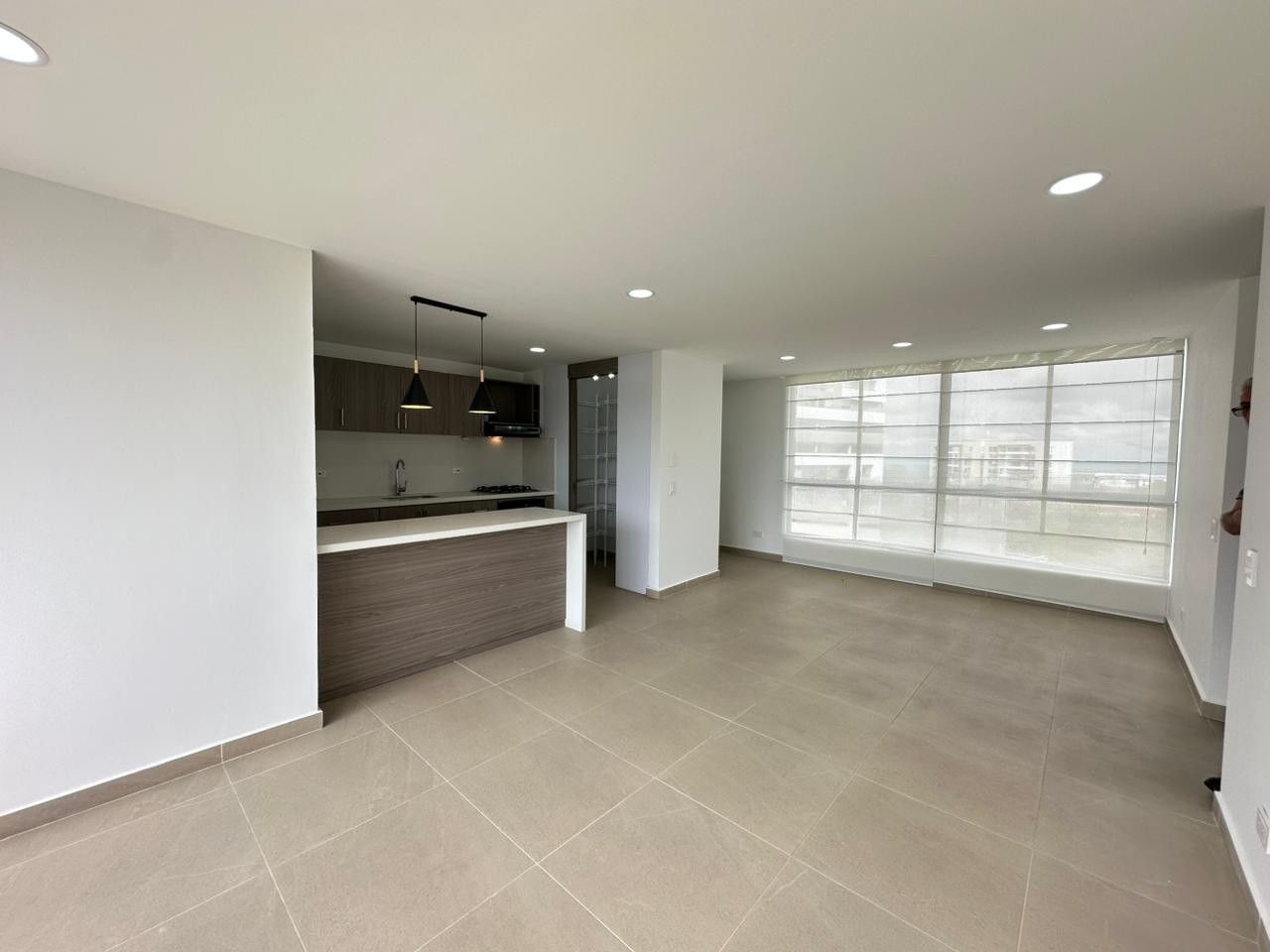 SE VENDE APTO EN AV. 19 NORTE 7..jpg