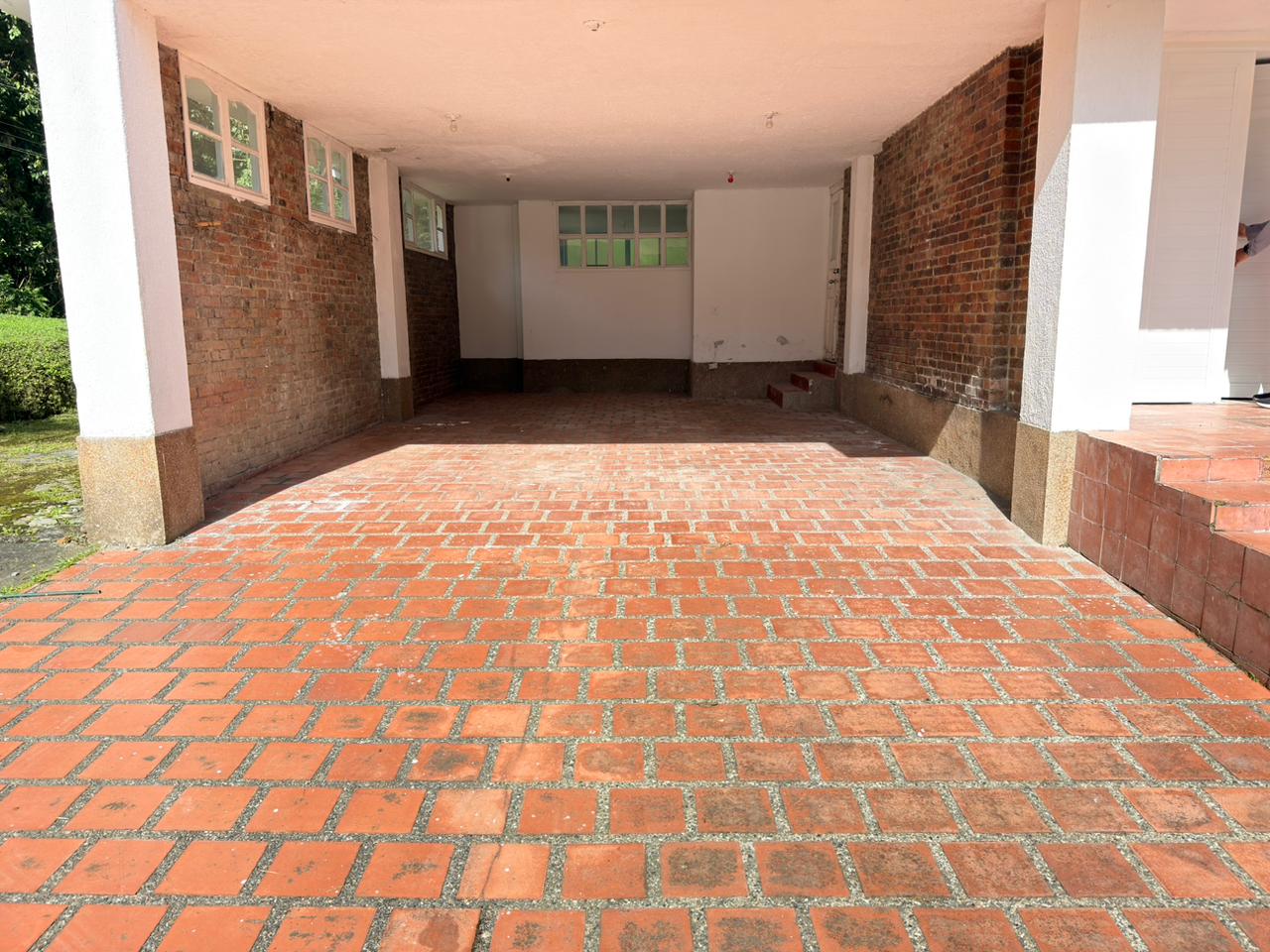SE VENDE Y SE ARRIENDA EN LA ALDEA  24..jpeg