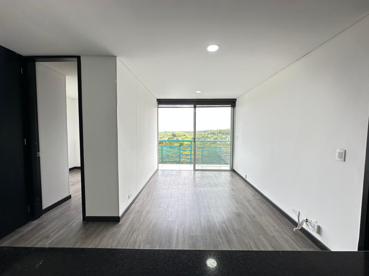 SE VENDE APTO EN LA AV. 19 NORTE  6..jpeg