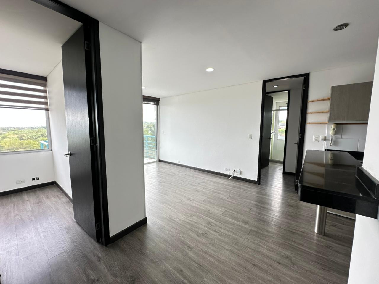 SE VENDE APTO EN LA AV. 19 NORTE  18..jpeg