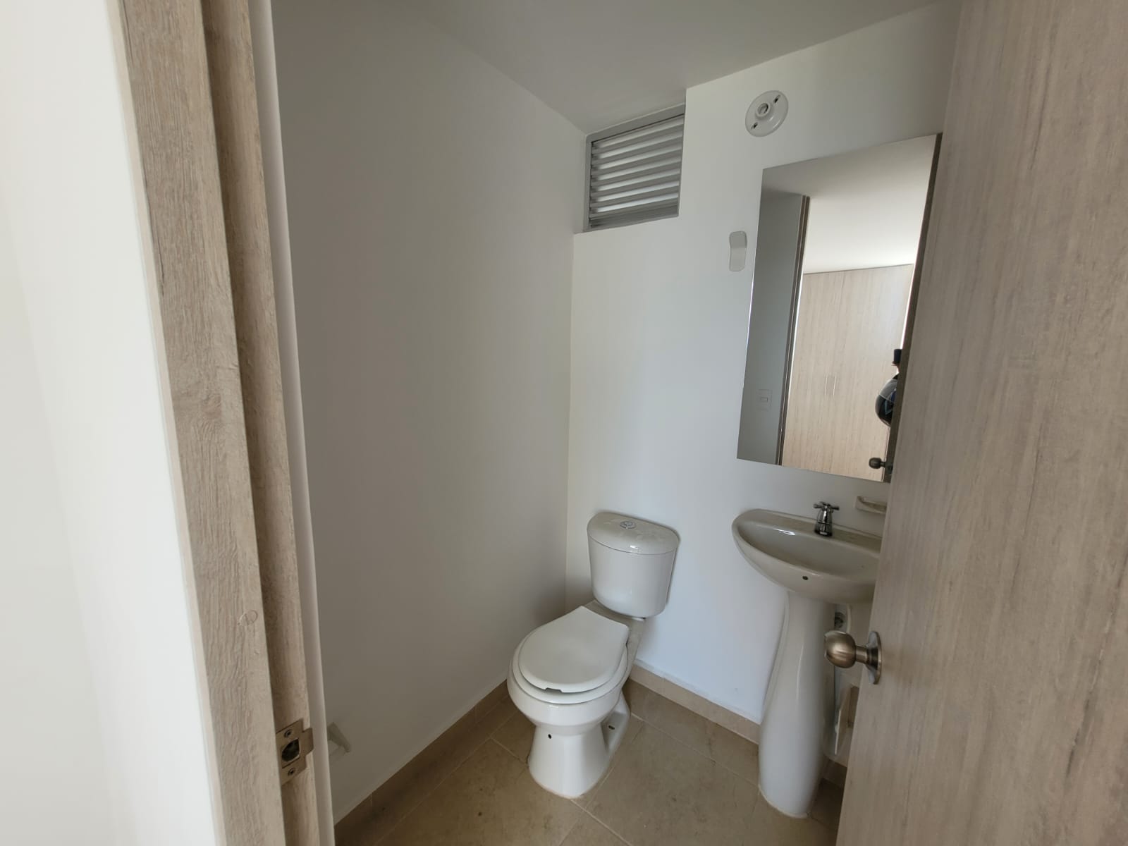 SE VENDE APARTAMENTO EN PUERTO ESPEJO 16..jpeg