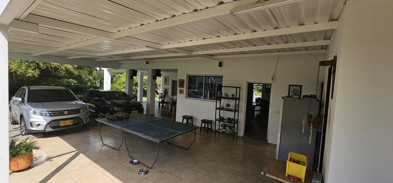 SE VENDE CHALET EN EL CARNERO (20).jpg