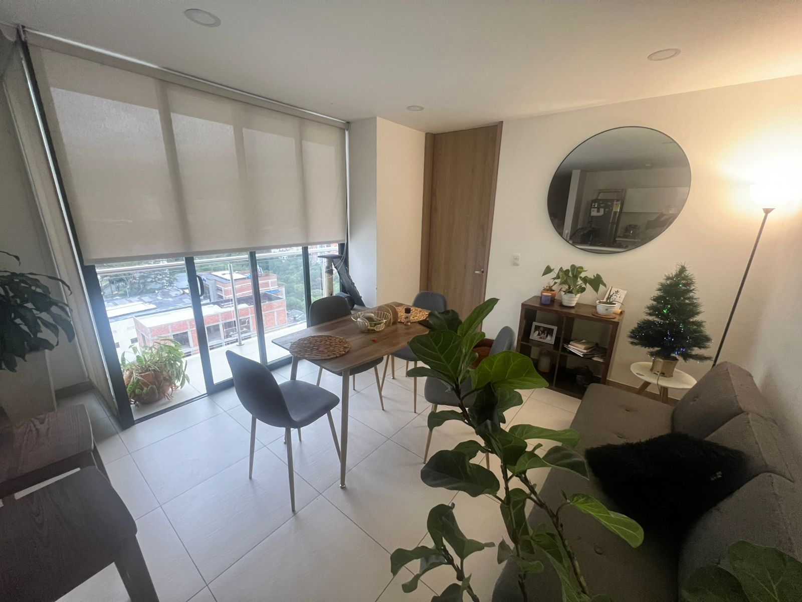 SE VENDE APARTAMENTO EN AV. BOLIVAR 1..jpeg