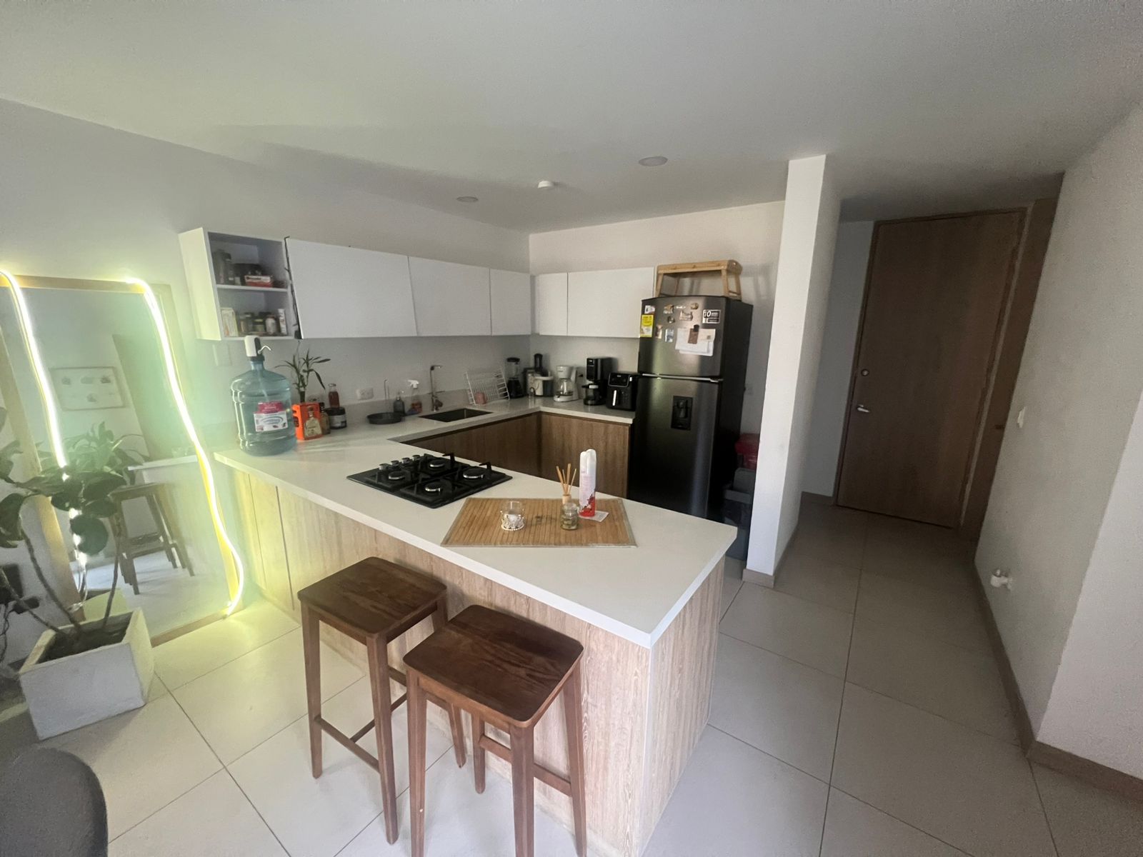SE VENDE APARTAMENTO EN AV. BOLIVAR 2..jpeg