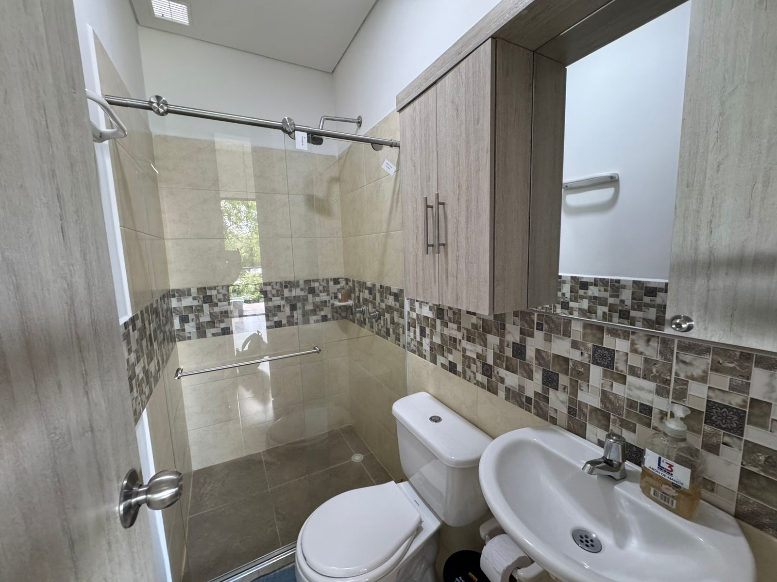 SE VENDE APARTASOL EN LA TEBAIDA  19..jpeg