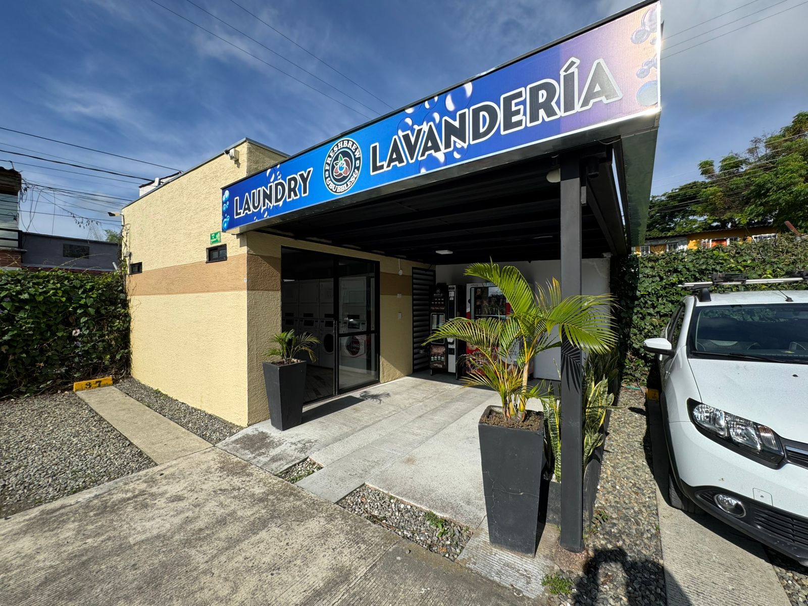 SE VENDE APARTASOL EN LA TEBAIDA  23..jpeg