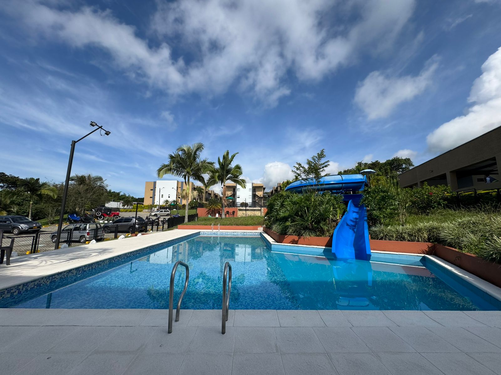 SE VENDE APARTASOL EN LA TEBAIDA  27..jpeg