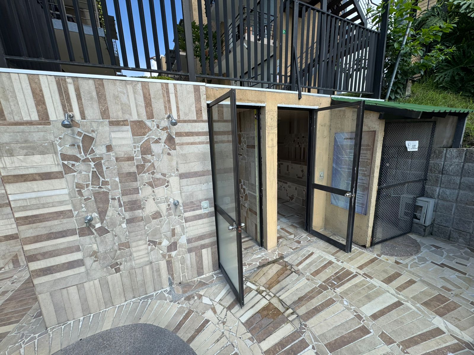 SE VENDE APARTASOL EN LA TEBAIDA  29..jpeg