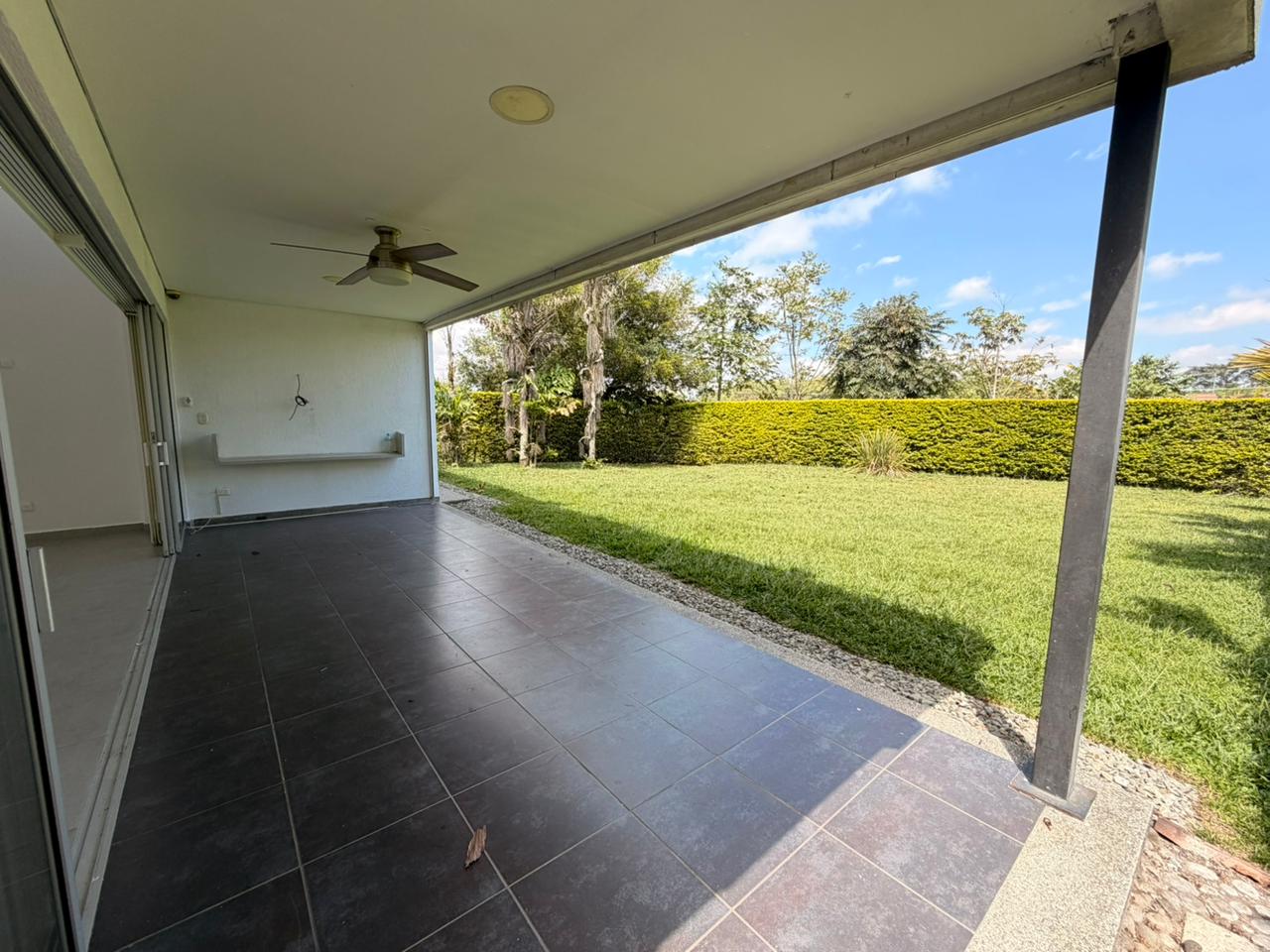 SE VENDE CASA CAMPESTRE EN CALARCÁ  11..jpeg