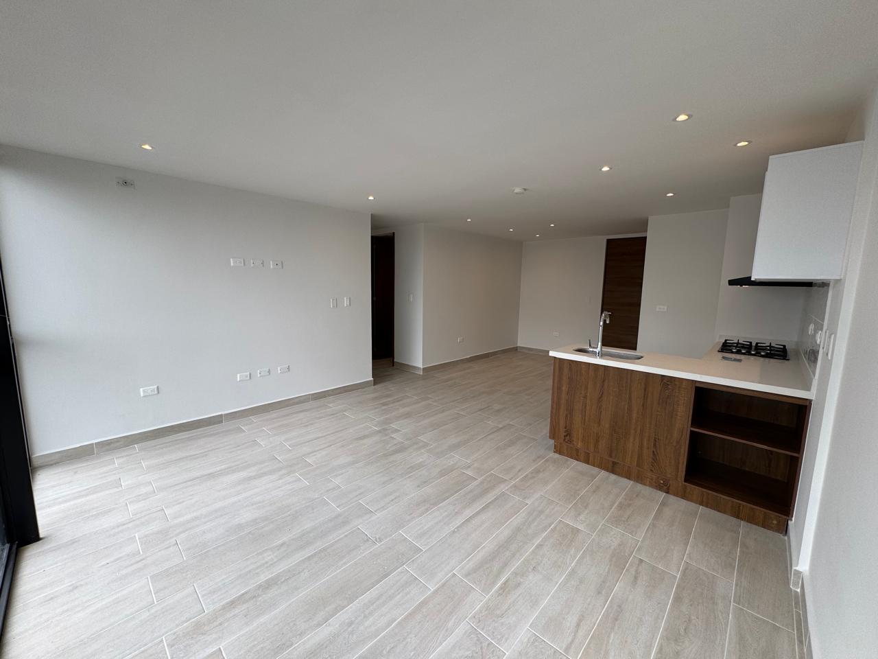 SE VENDE APARTAMENTO EN LA CASTELLANA  8..jpeg