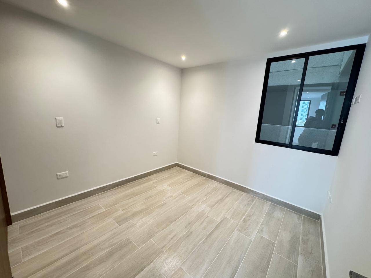 SE VENDE APARTAMENTO EN LA CASTELLANA  15..jpeg