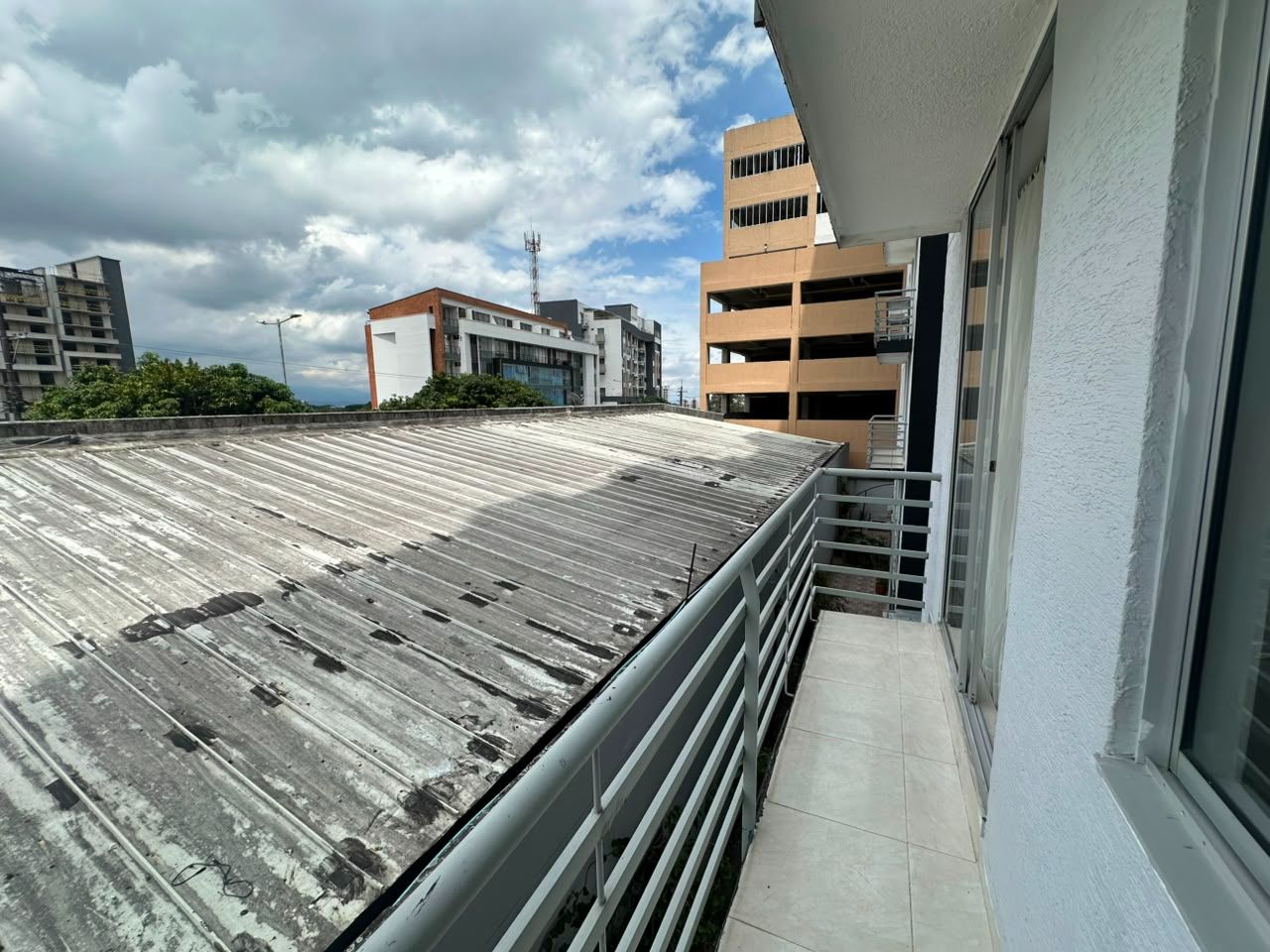 SE VENDE APARTAMENTO EN AV. 19 NORTE  3..jpeg