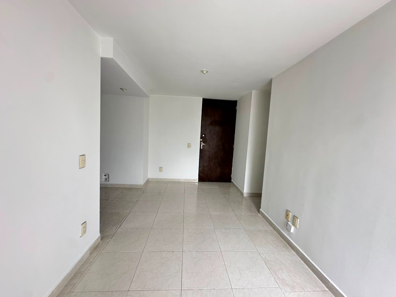 SE VENDE APARTAMENTO EN AV. 19 NORTE  4..jpeg