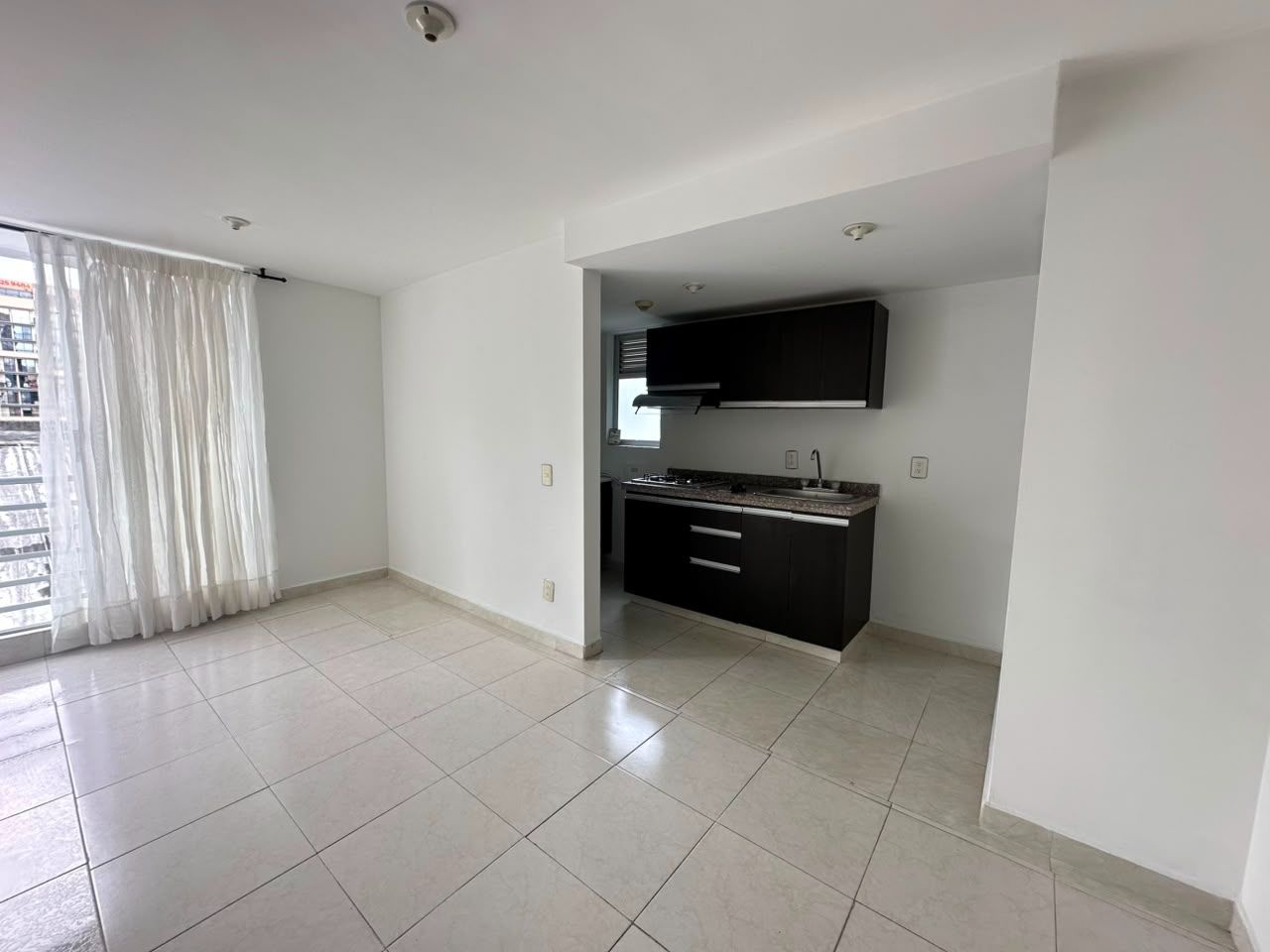 SE VENDE APARTAMENTO EN AV. 19 NORTE  5..jpeg