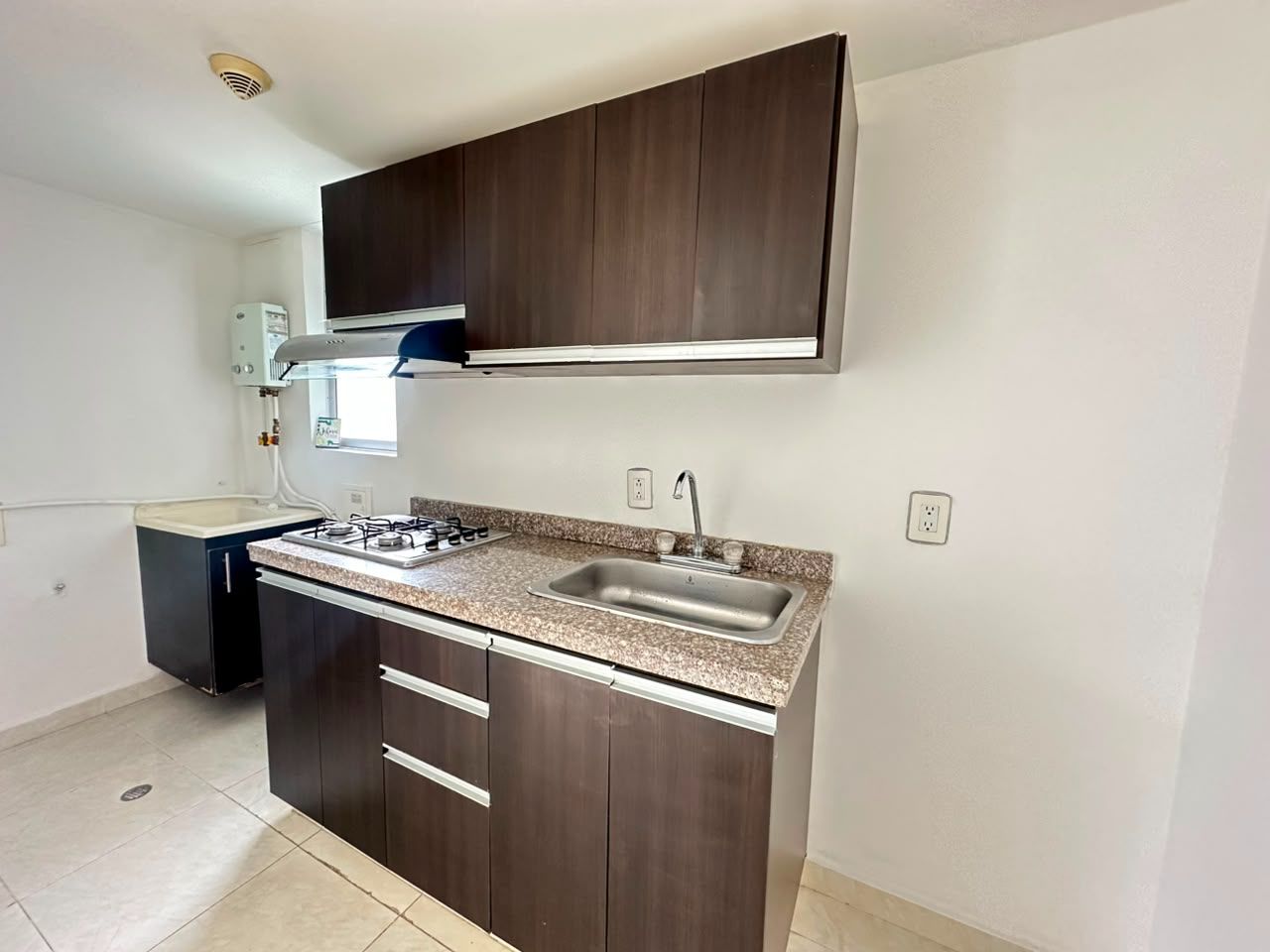 SE VENDE APARTAMENTO EN AV. 19 NORTE  6..jpeg