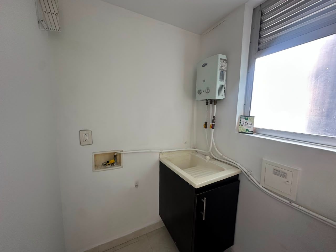 SE VENDE APARTAMENTO EN AV. 19 NORTE  7..jpeg
