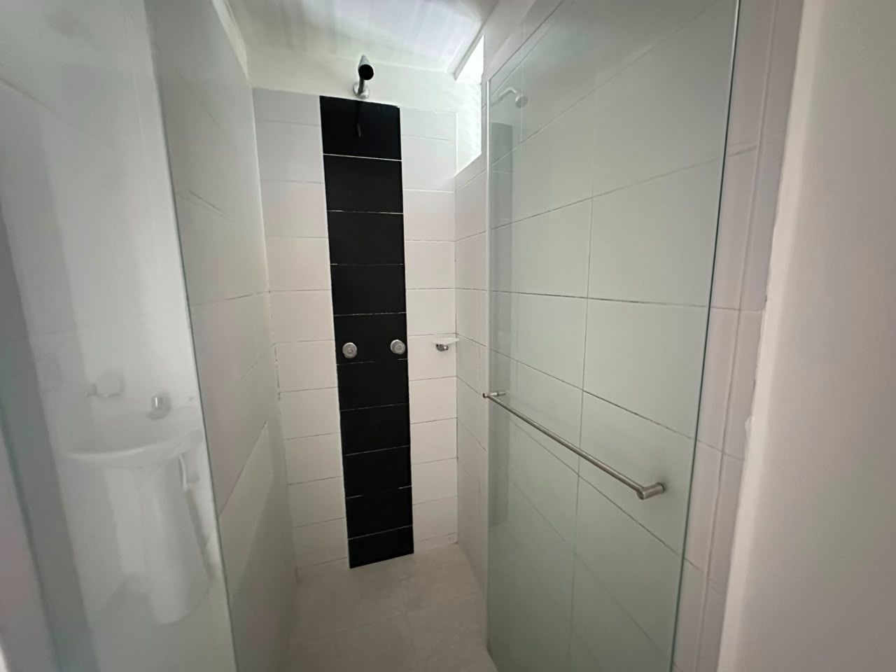 SE VENDE APARTAMENTO EN AV. 19 NORTE  16..jpeg